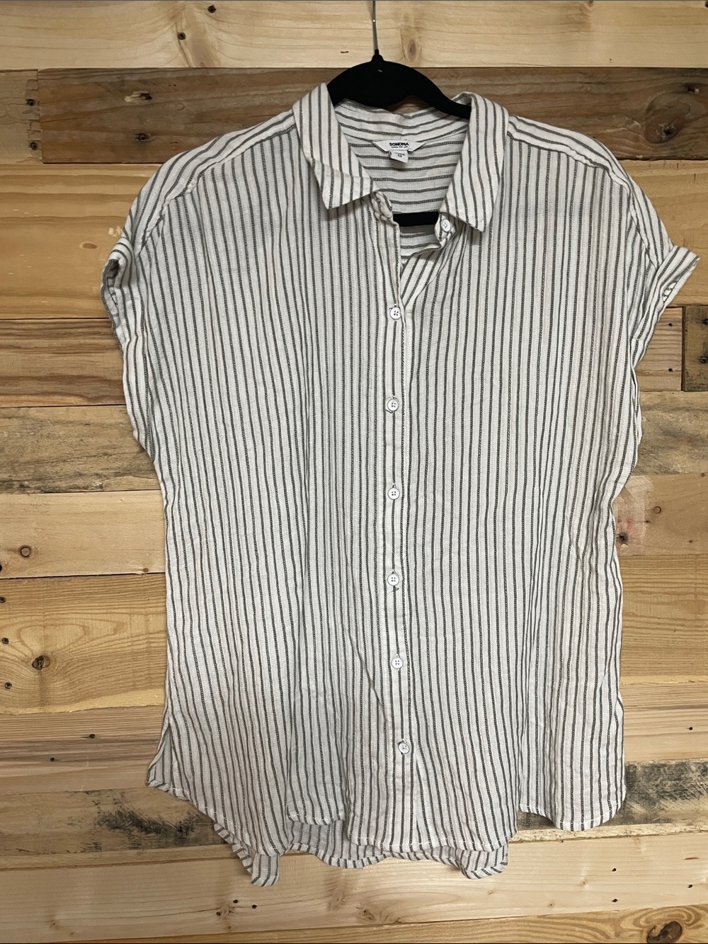 NWOT size medium Sonoma button down green and white shirt blouse